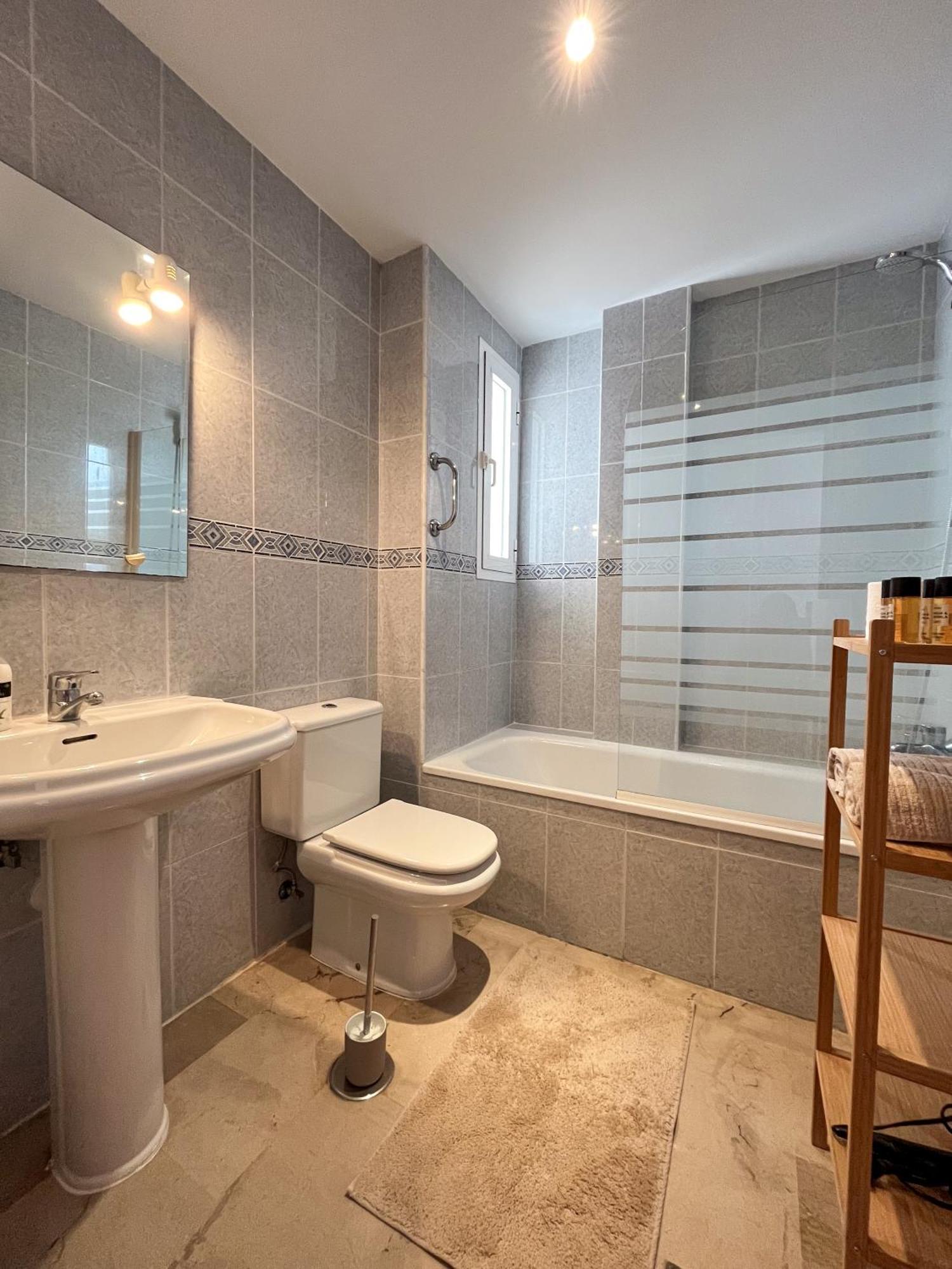 Appartement Spacieux Avec Terrasse Et Piscine Benalmádena Exterior photo